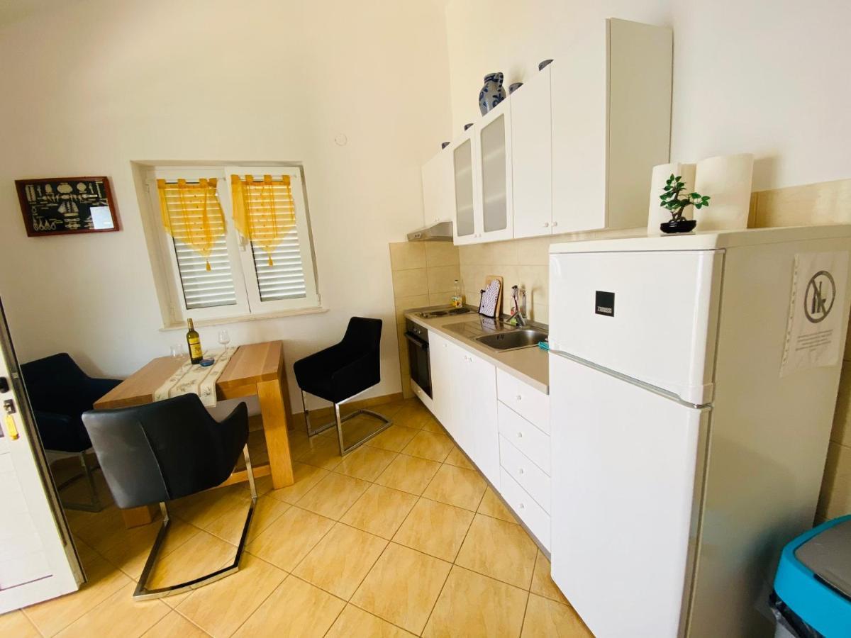 Apartmani-Joe Podglavica Exteriör bild